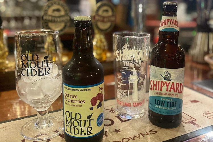 Alcohol Free Old Mount Cider and Low Tide Shipyard Low Alcohol Pale Ale