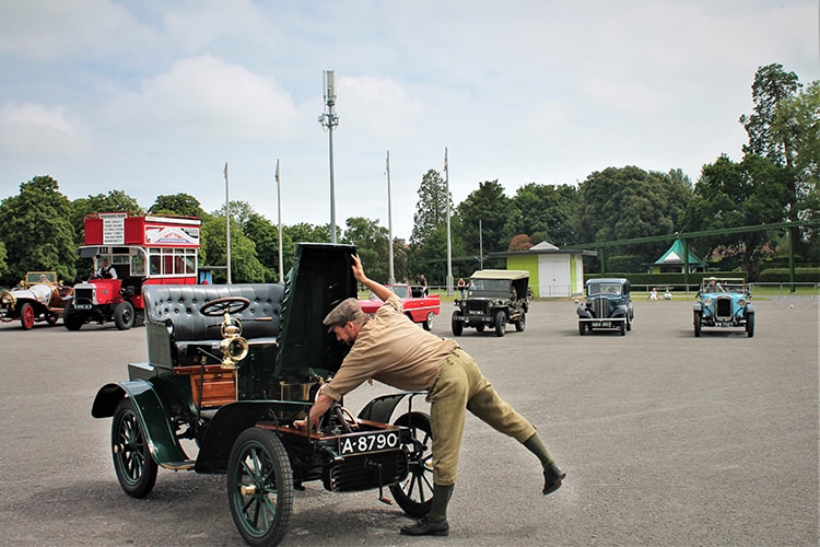 Motoring parades at Beaulieu