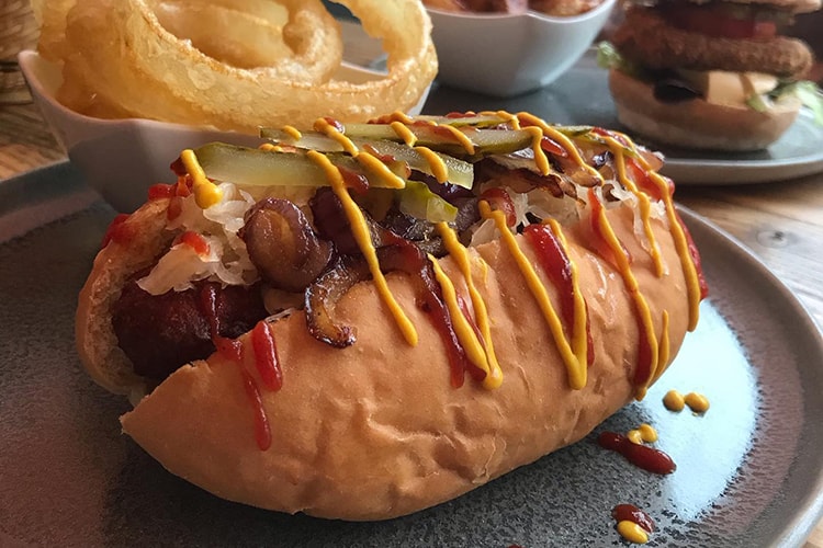 Peach – Hot ‘not’ Dog Isle of Wight