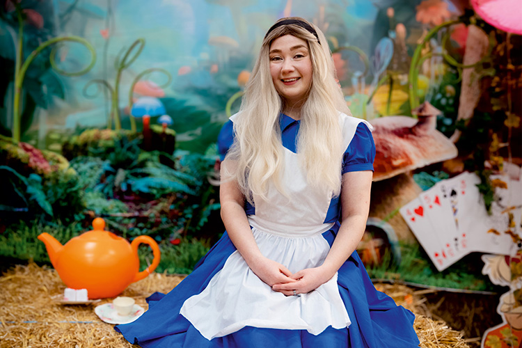 Tapnell Farm Park - Alice's Easter Wonderland