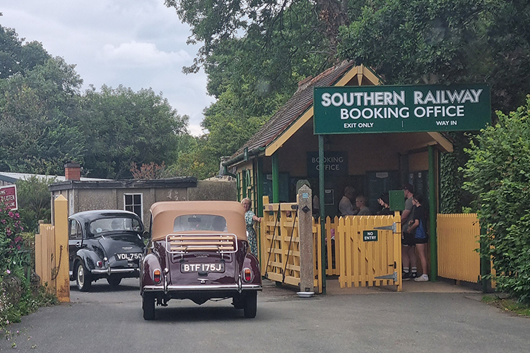 Morris Minor Rally at the Isle of Wight Steam Railway, Havenstreet