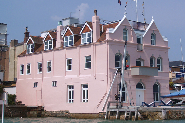 Commodores House