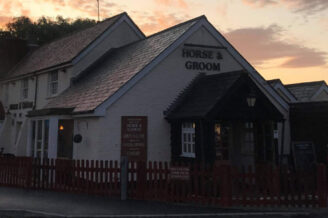 Horse and Groom, Ningwood