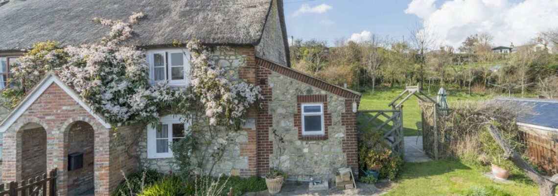 Island Cottage Holidays