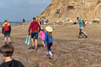 Island Gems, Fossil Hunting