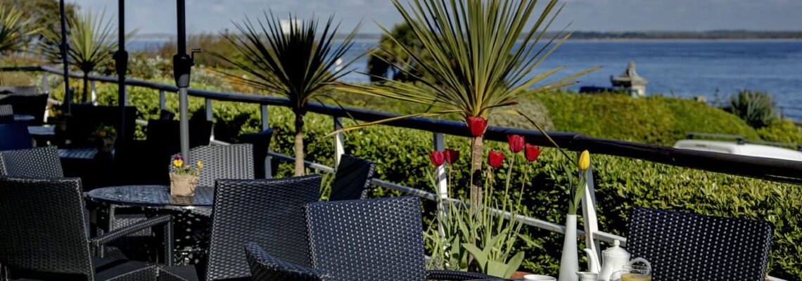 New Holmwood Hotel